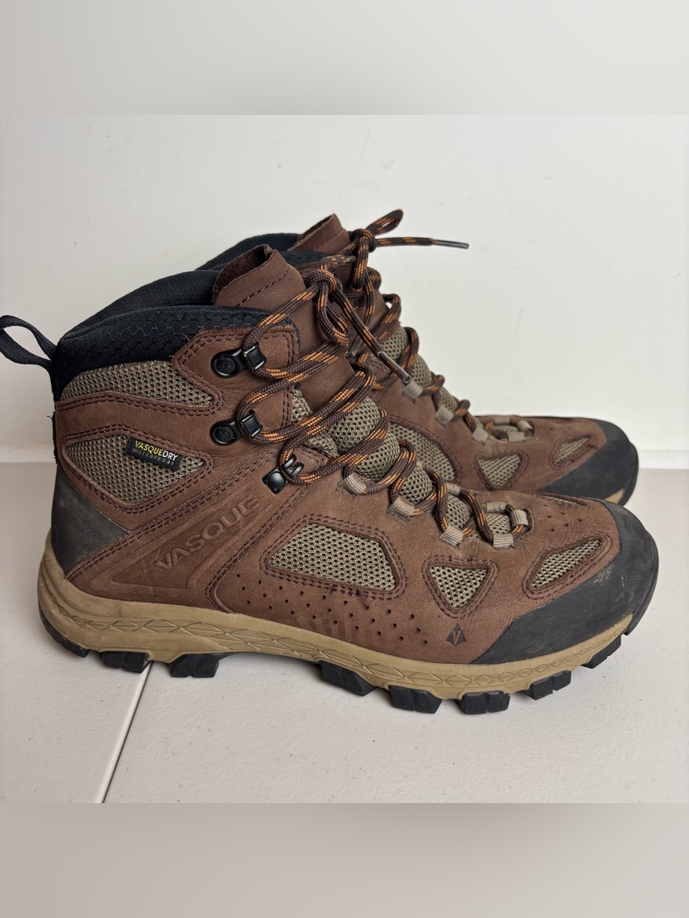 Vasque Hiking Boots Men’s 10